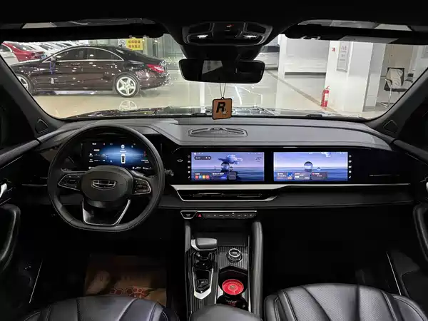 Geely Xingyue L 2025