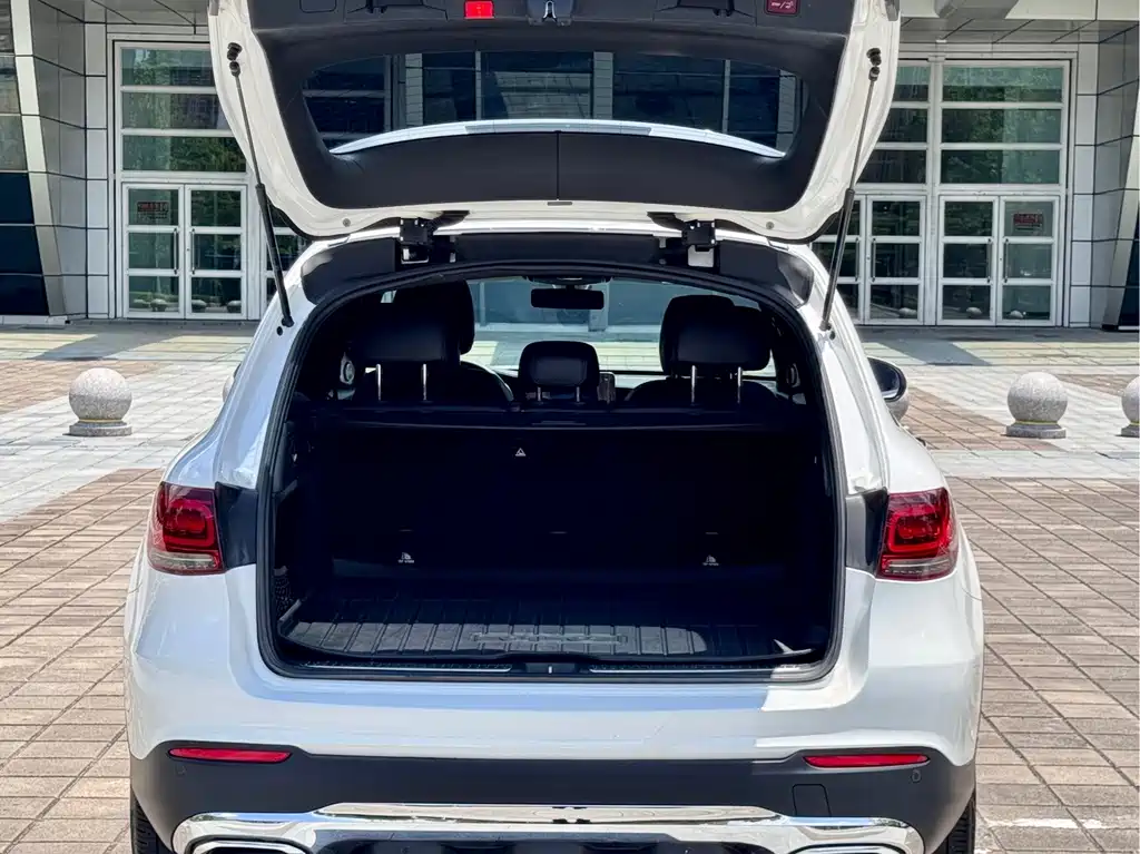 Mercedes-Benz GLC 2020 — фото 24