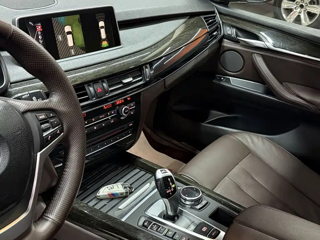 BMW X5 2014 — фото 11