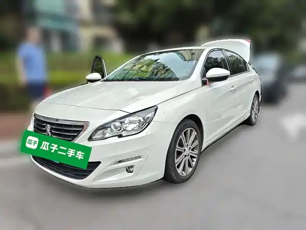 Peugeot 408 2015