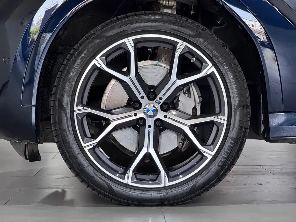 BMW X6 2023 — фото 12