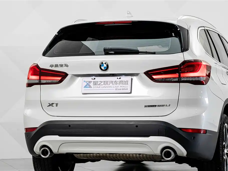 BMW X1 2022 — фото 7