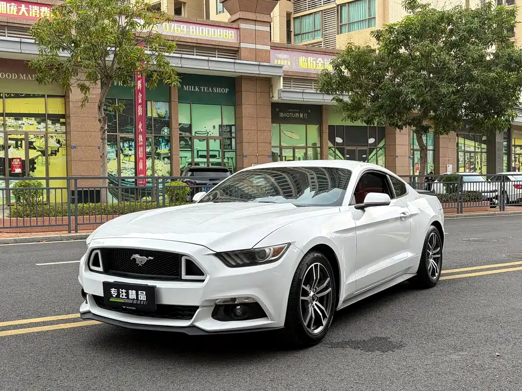 Ford Mustang 2016 — фото 3