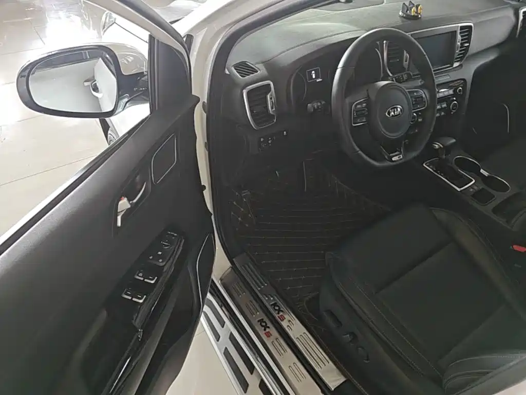 Kia KX5 2017 — фото 16