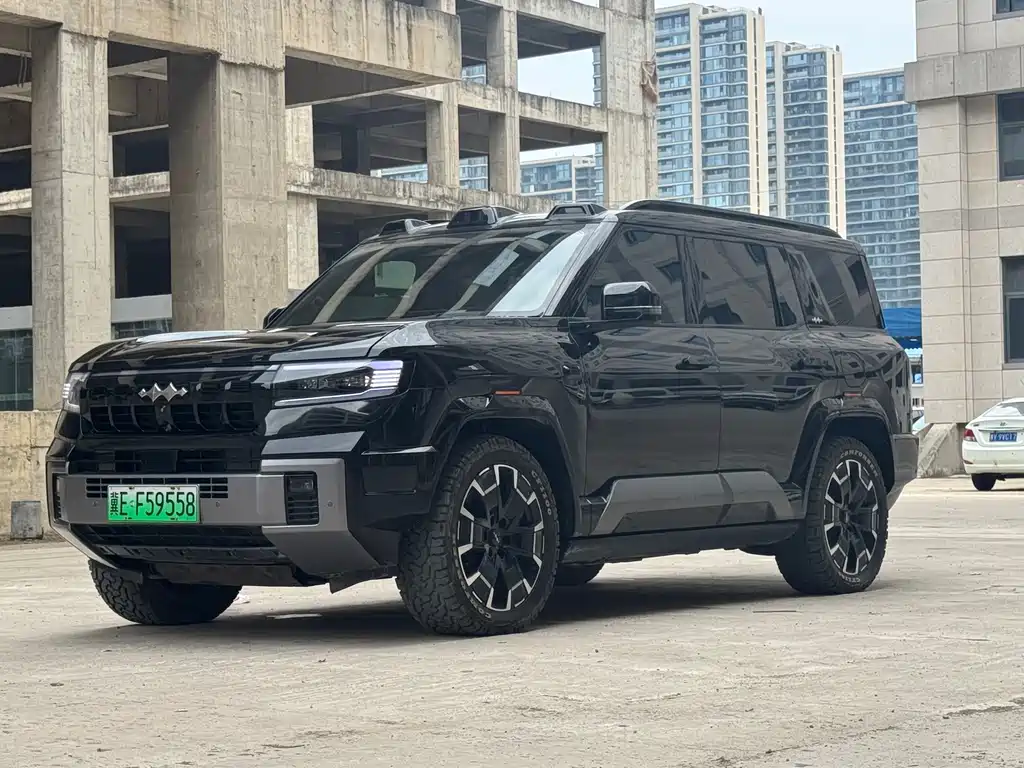 Fang Cheng Bao Leopard 8 2024