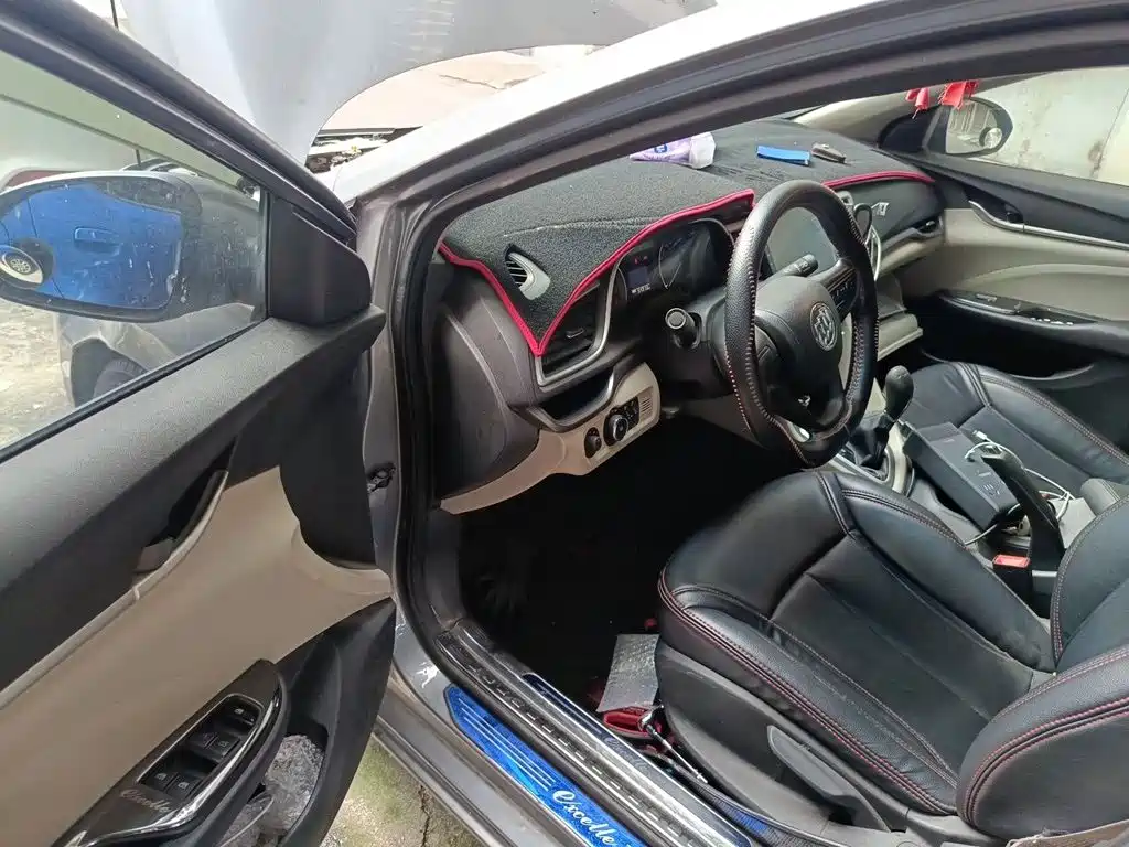 Buick Excelle 2018 — фото 13
