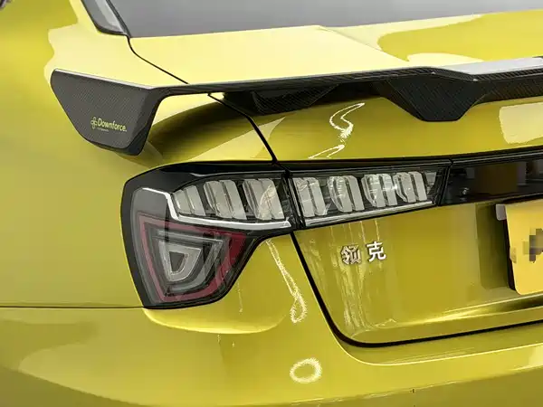 Lynk & Co 03 2021