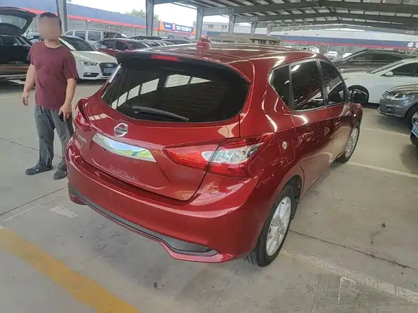 Nissan Tiida 2021