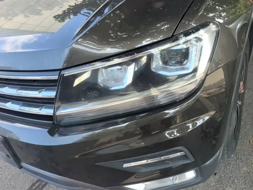 Volkswagen Tiguan L 2018 — фото 24