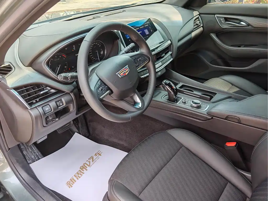 Cadillac CT5 2022 — фото 15