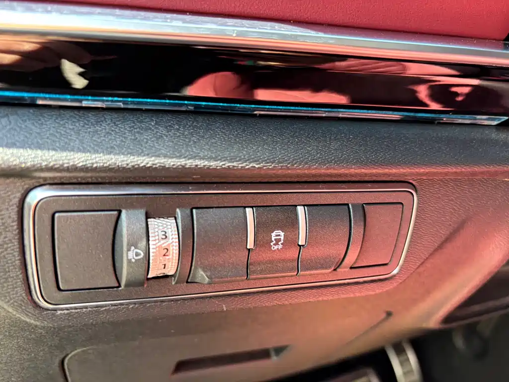 Jetour X70 PLUS 2023 — фото 20