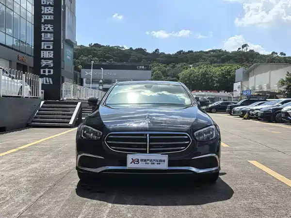 Mercedes-Benz E-Class 2023