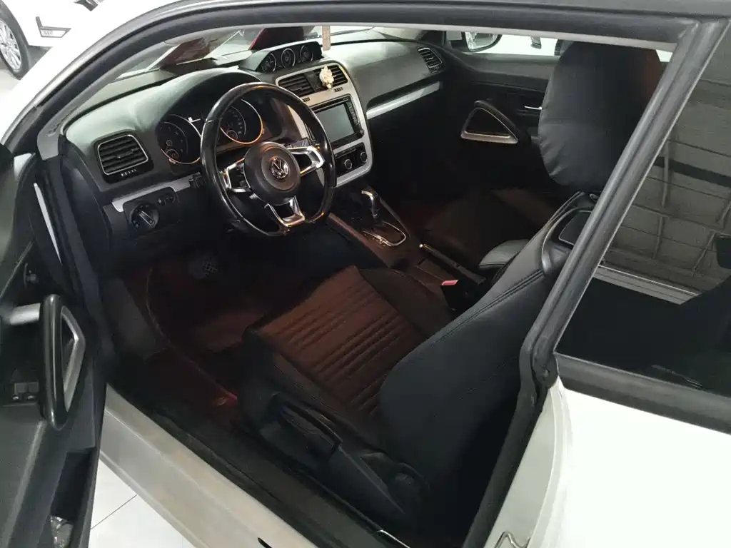 Volkswagen Scirocco 2015 — фото 15