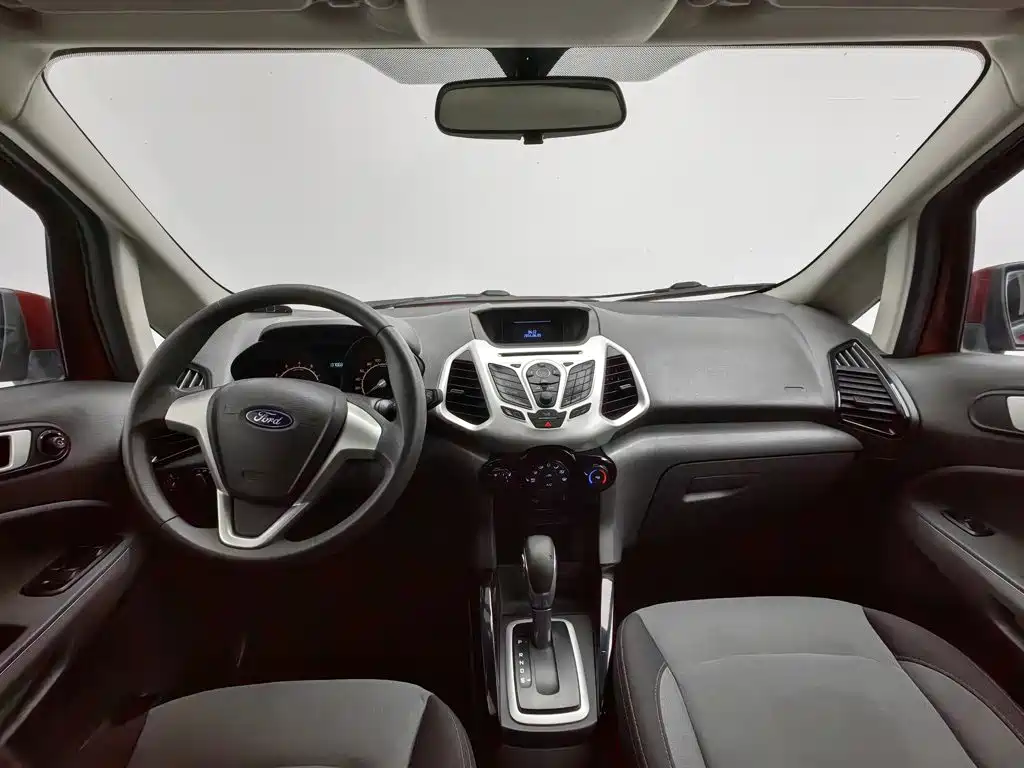 Ford EcoSport 2015 — фото 5