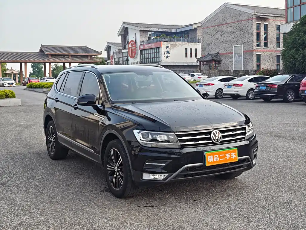 Volkswagen Tiguan L 2020