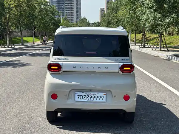 Wuling Hongguang MINIEV 2024