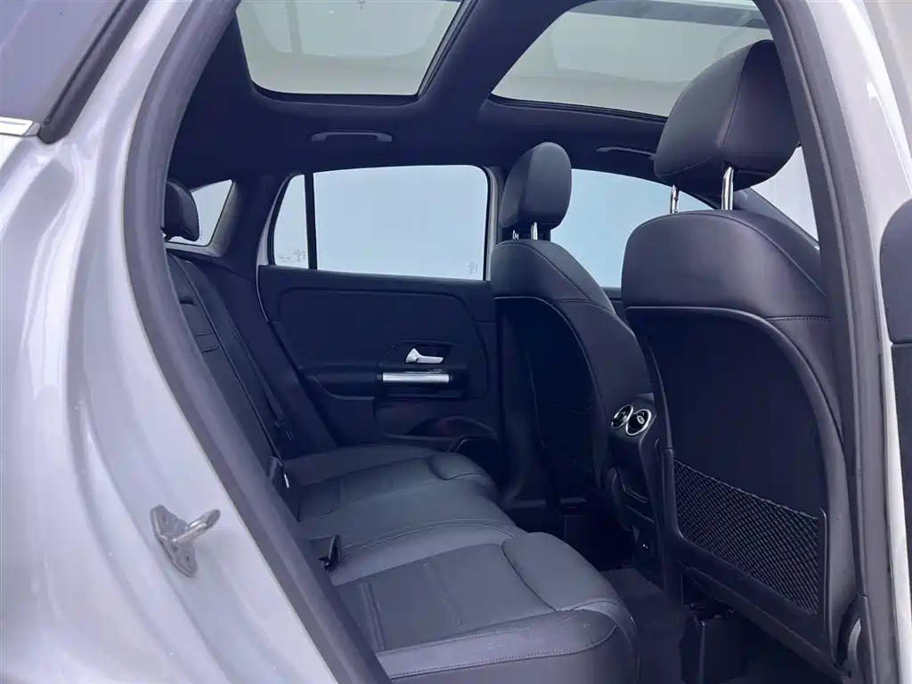 Mercedes-Benz GLA 2020 — фото 22