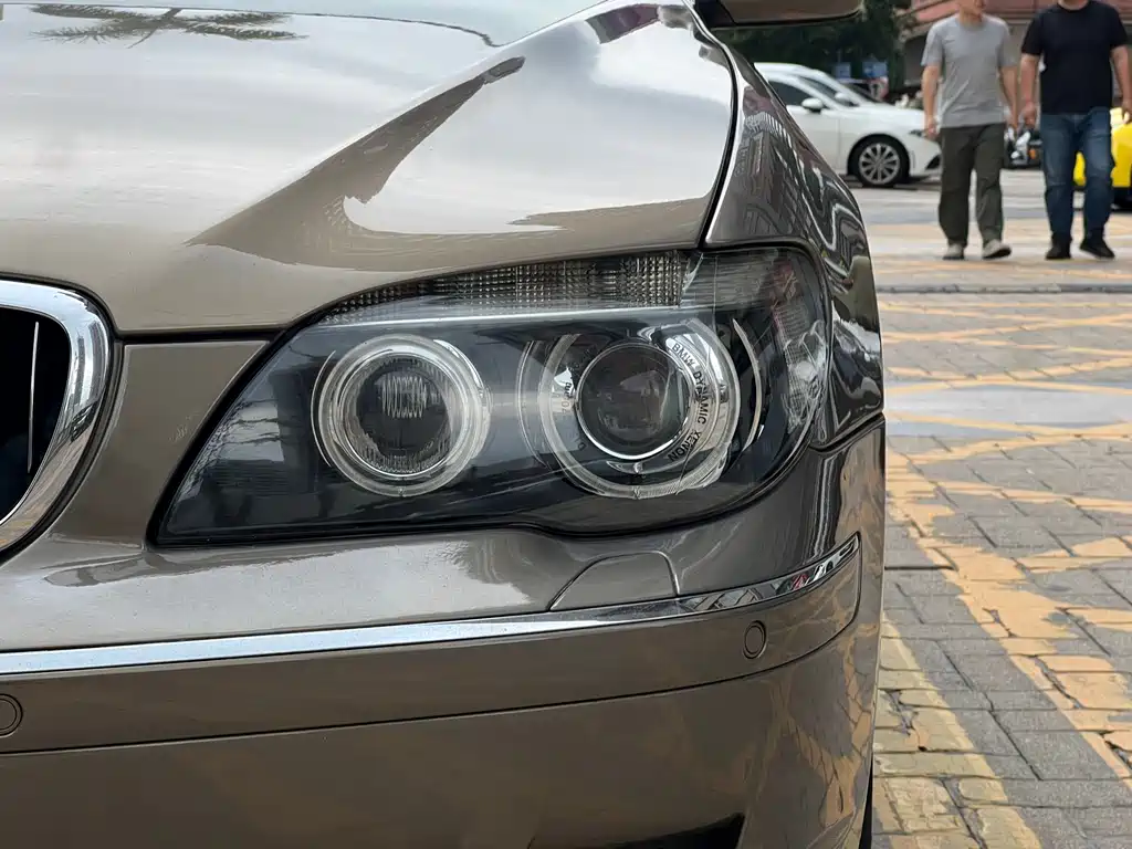 BMW 7 Series 2006 — фото 18