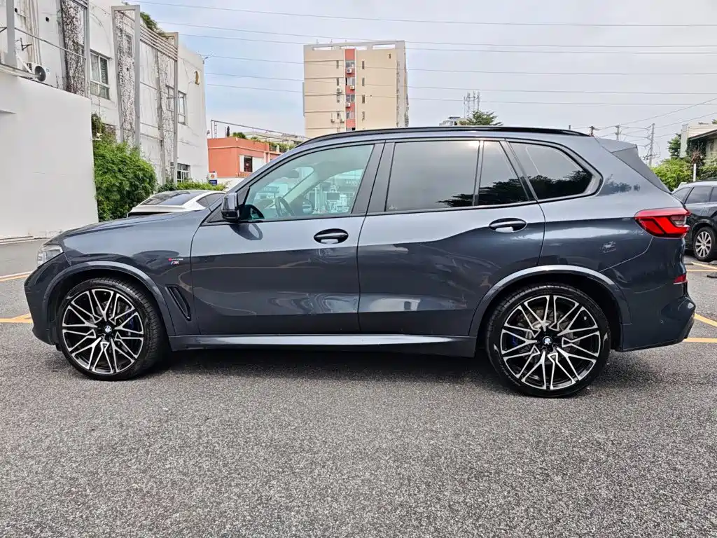 BMW X5 2019 — фото 8