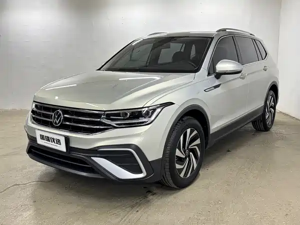Volkswagen Tiguan L 2022