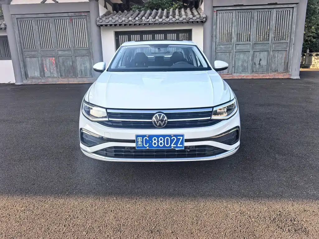 Volkswagen Bora 2023