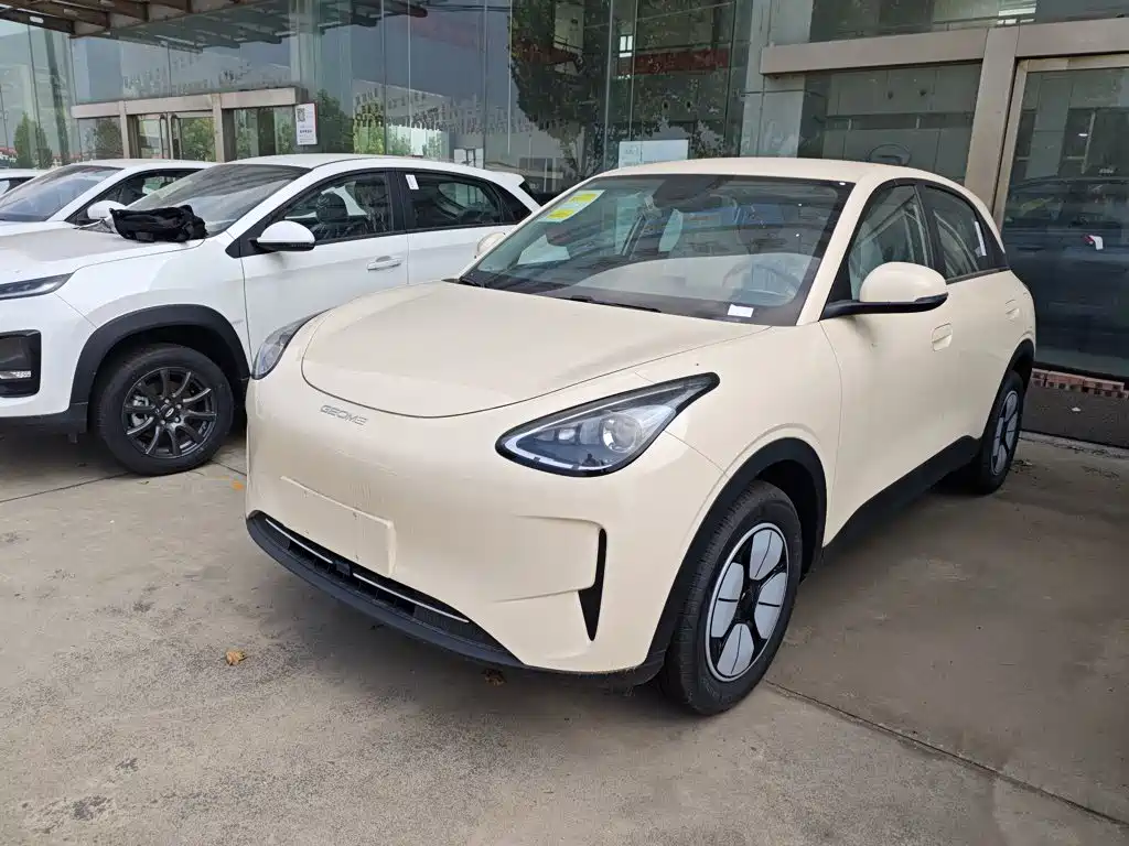 Geely Galaxy Starwish 2026 — фото 1