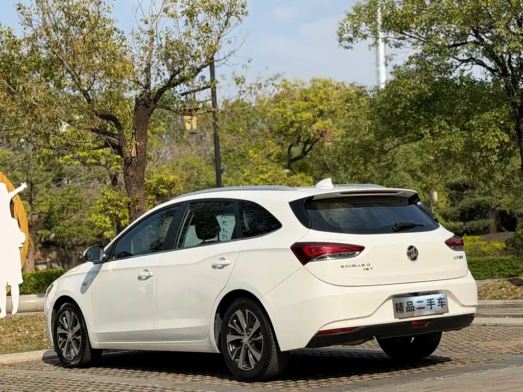 Buick Excelle 2018 — фото 14