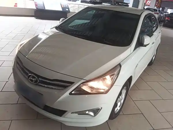 Hyundai Accent 2016
