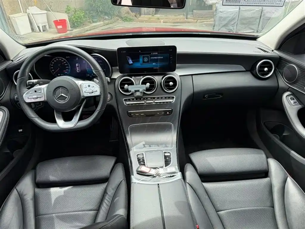 Mercedes-Benz C-Class 2021