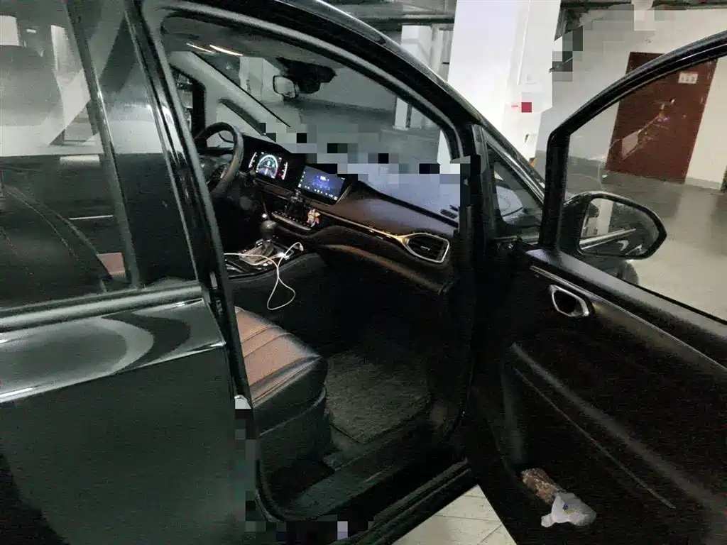 GAC Motor Trumpchi M6 2024 — фото 20
