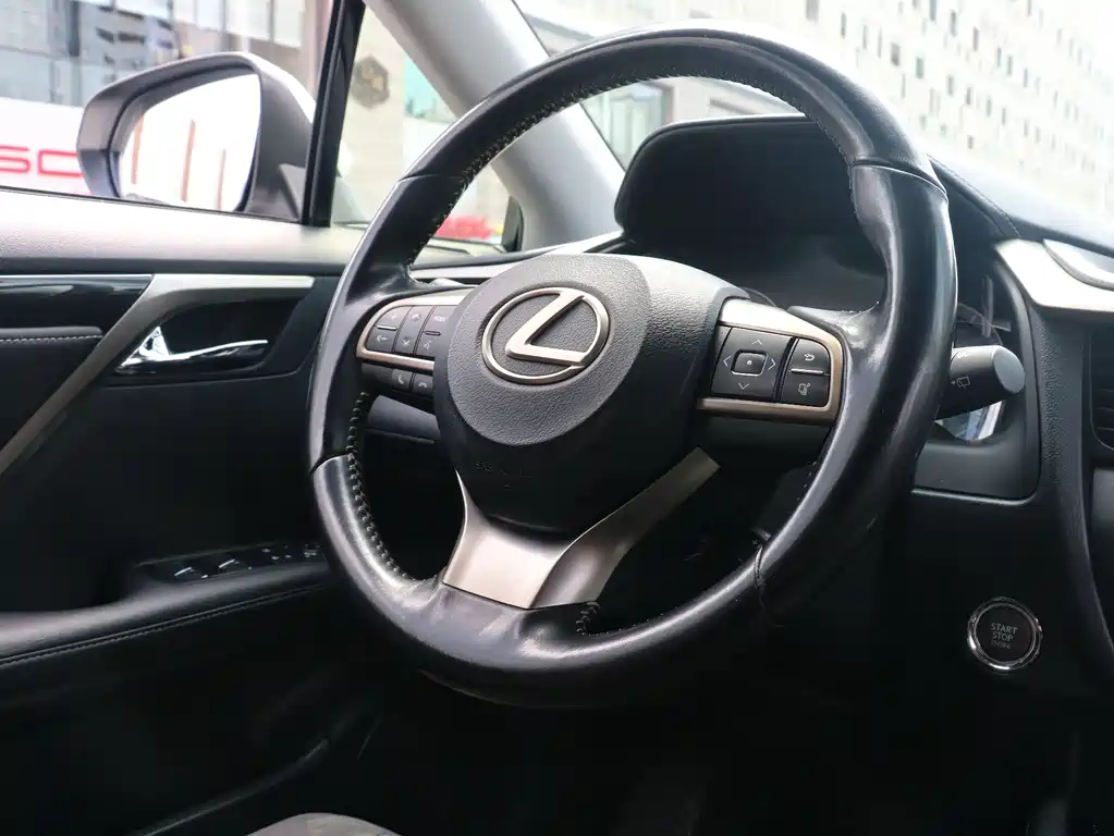 Lexus RX 2016 — фото 18