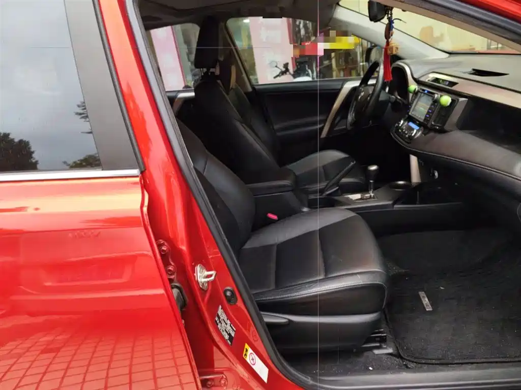 Toyota RAV4 2014 — фото 17
