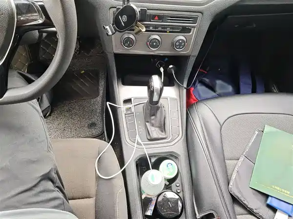 Volkswagen Golf Jialu 2016