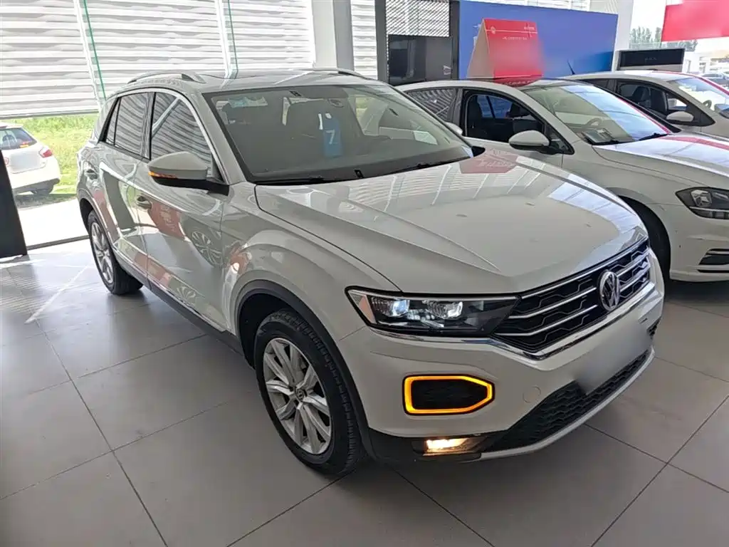 Volkswagen T-Roc 2021 — фото 4