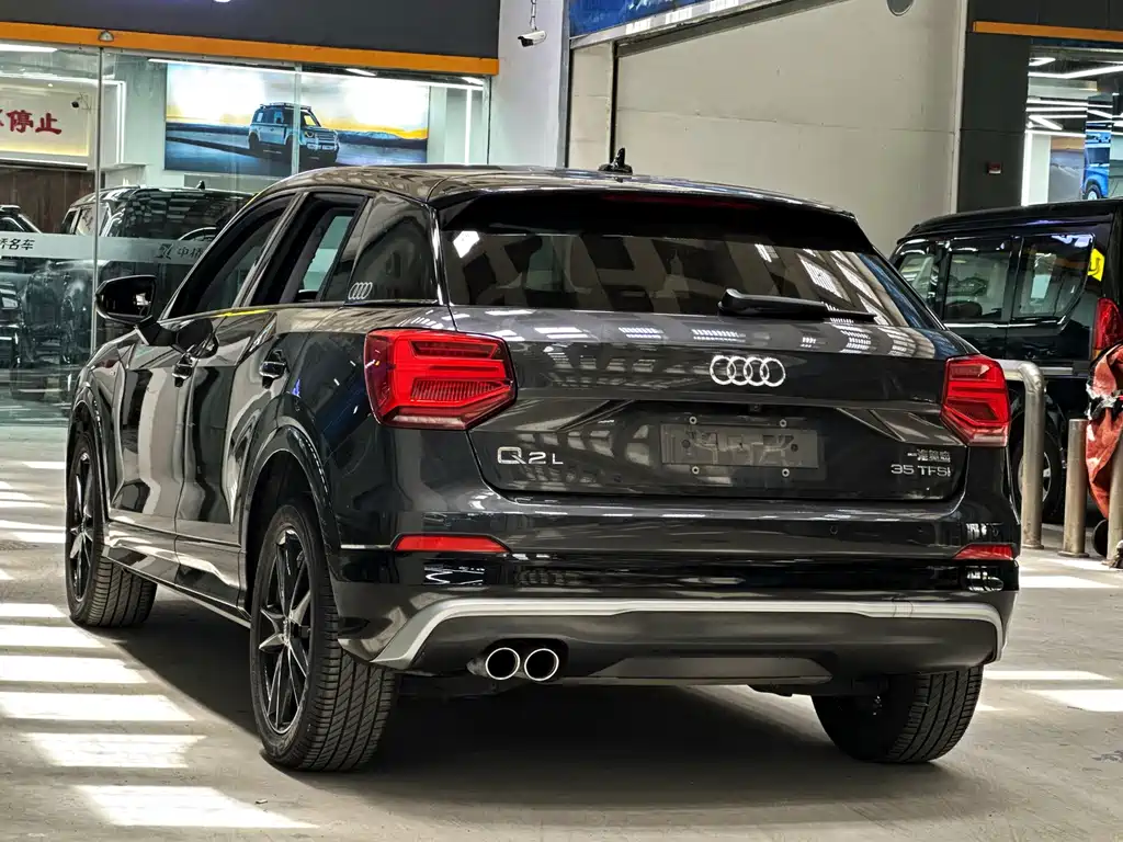 Audi Q2L 2022