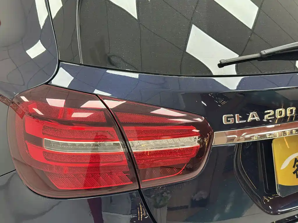 Mercedes-Benz GLA 2018 — фото 13