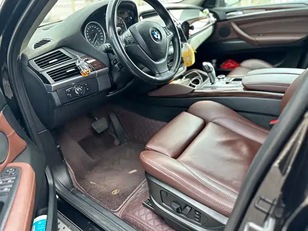 BMW X6 2013