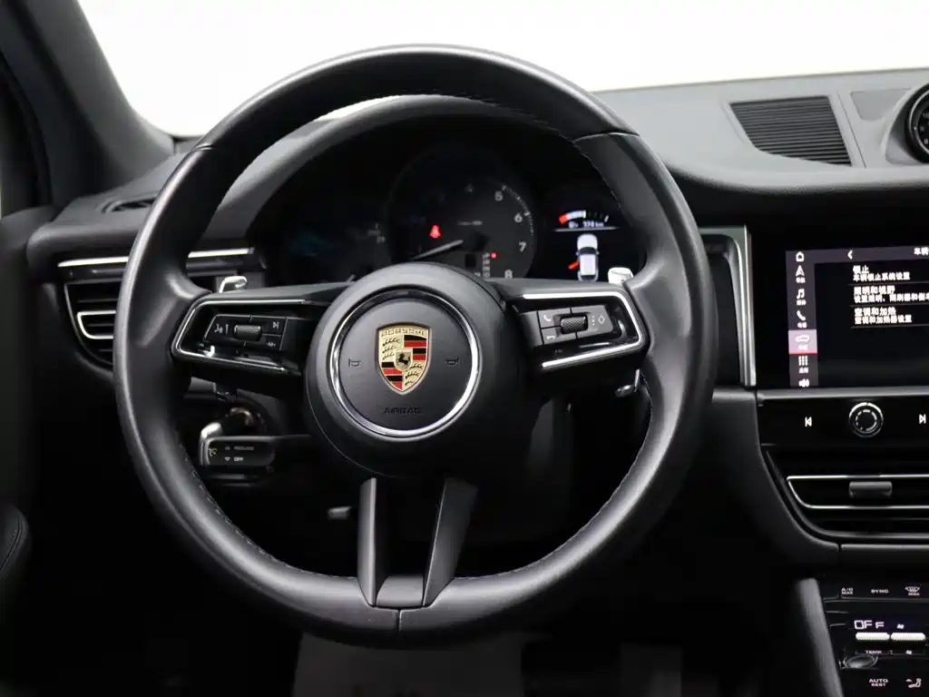 Porsche Macan 2023 — фото 14