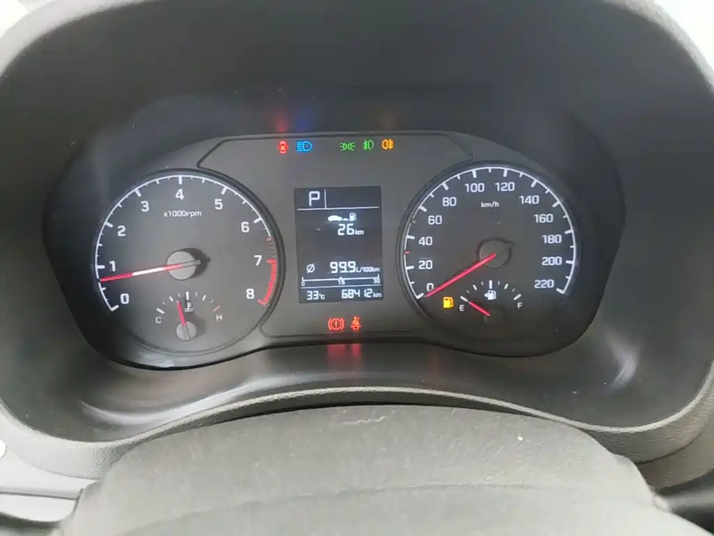 Hyundai Verna 2018 — фото 12