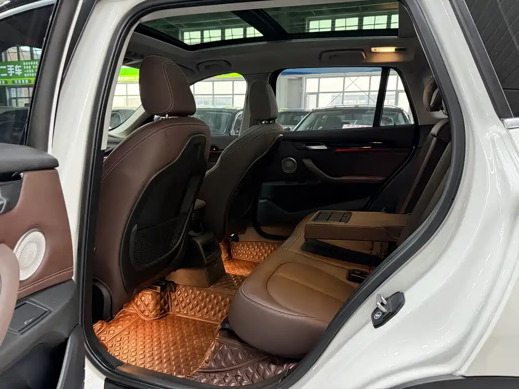 BMW X1 2022 — фото 15