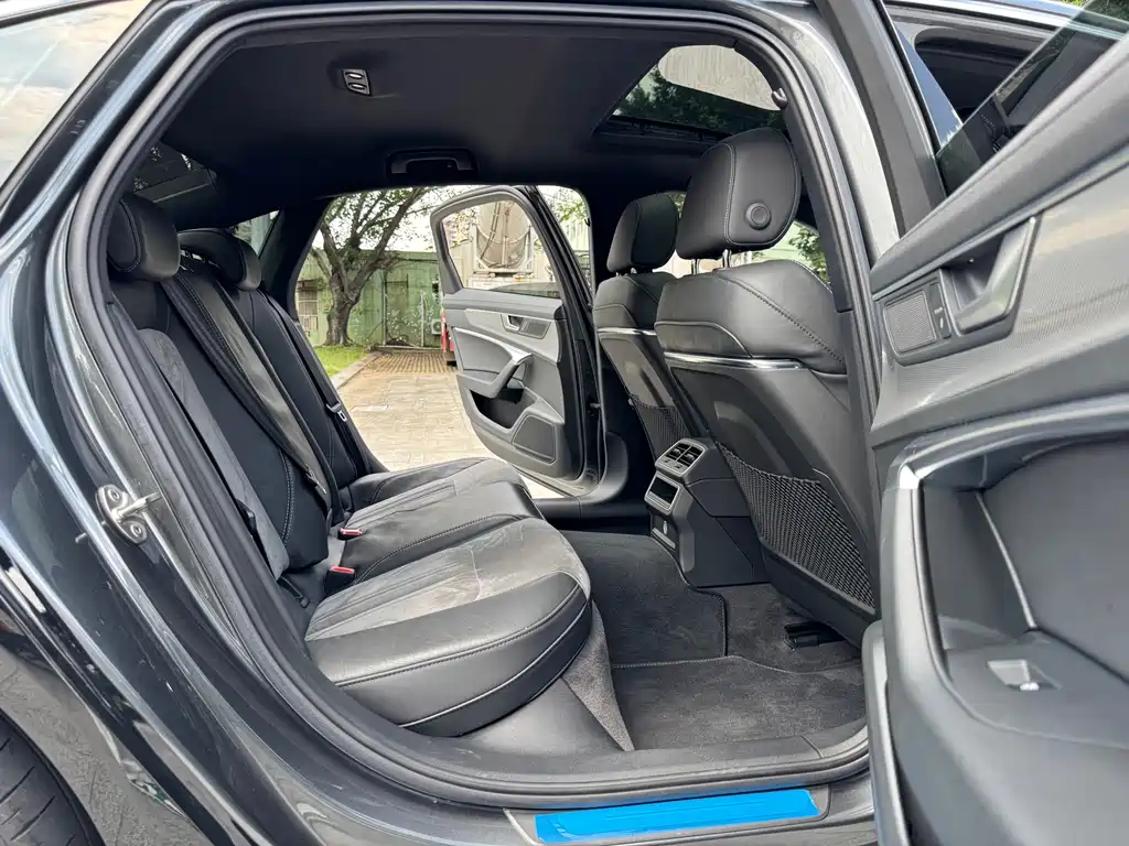 Audi A6L 2021