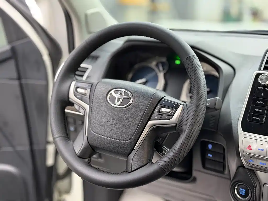 Toyota Prado 2019 — фото 13