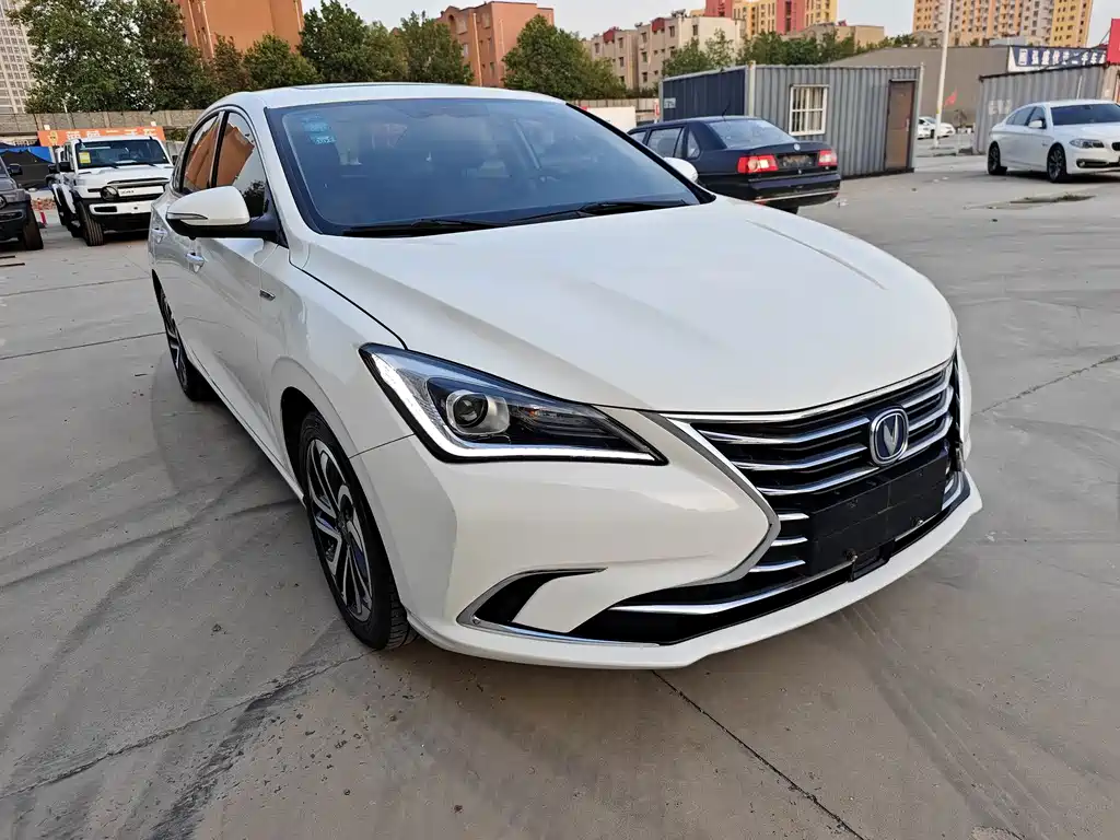 Changan Eado 2018 — фото 29