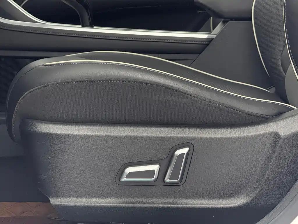 Haval H6 2021 — фото 18