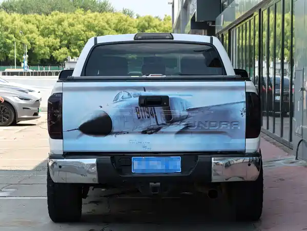 Toyota Tundra 2016