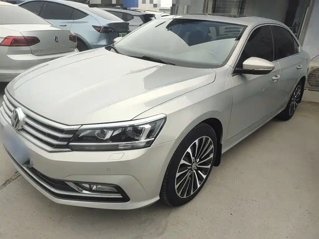 Volkswagen Passat 2016 — фото 1