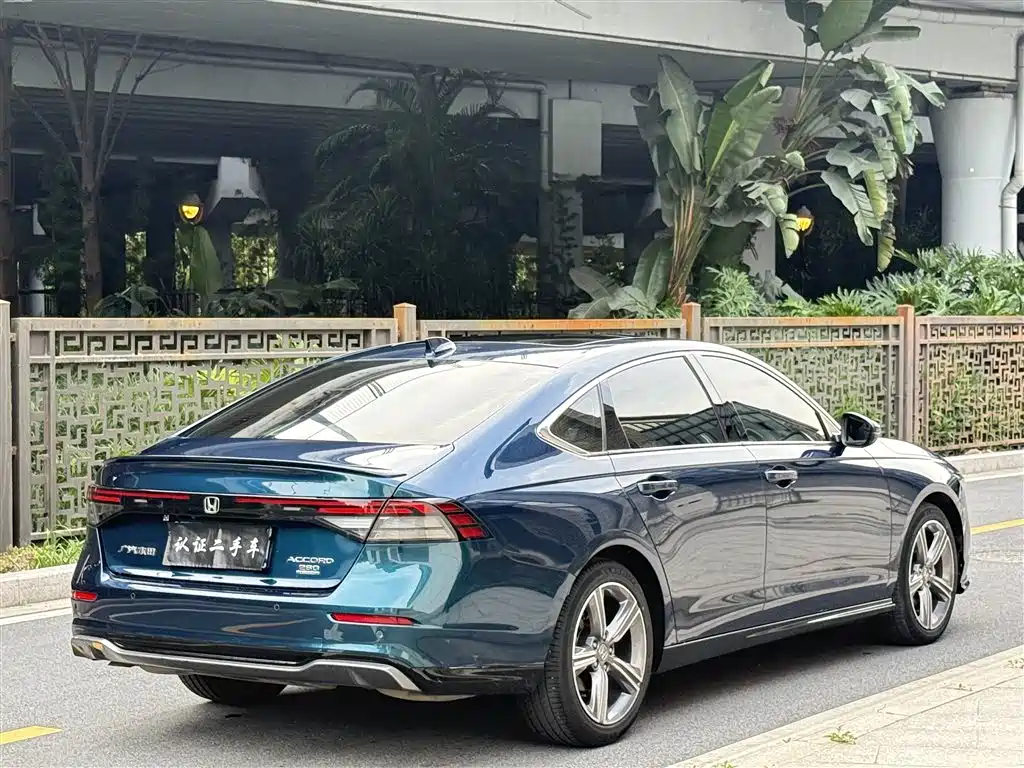 Honda Accord 2023 — фото 5