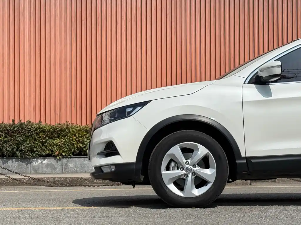 Nissan Qashqai 2023 — фото 3