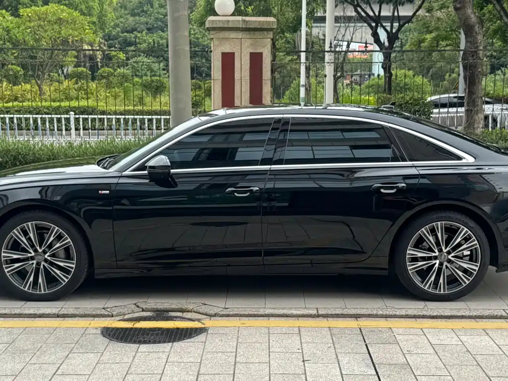 Audi A6L 2021