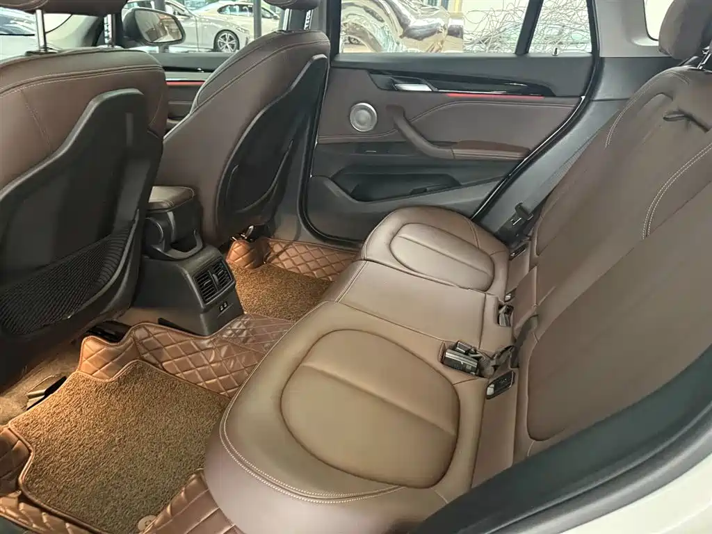 BMW X1 2021